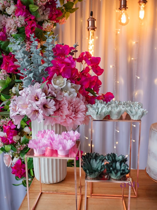 Decoração de casamento simples.